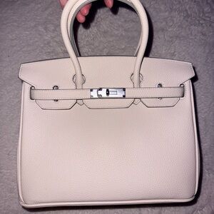 Elegant Cream Handbag